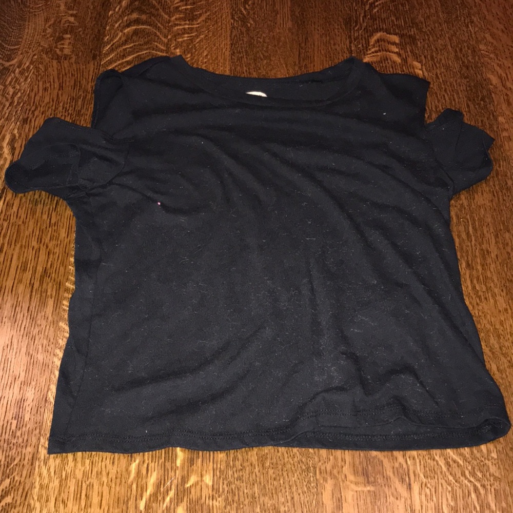 Tops - Picture 2 of 7